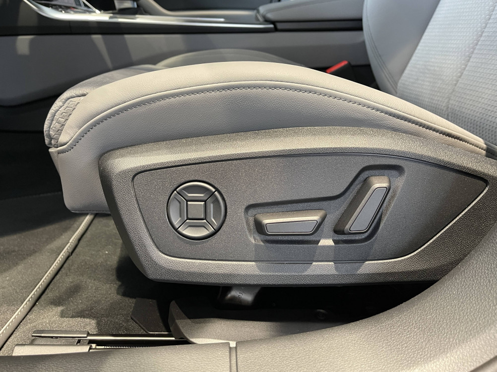 Acheter Audi A6 A6 Avant 55 TFSIe 367 ch S tronic 7 Quattro Competition 5p neuf dans les concessions du Groupe Faurie