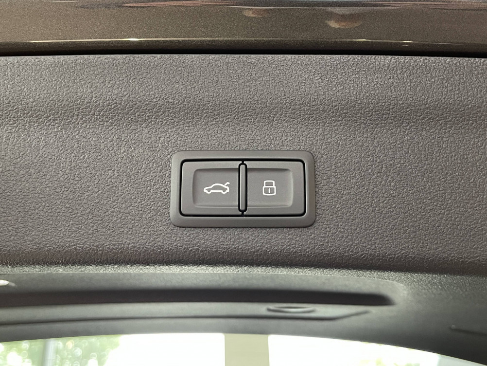 Acheter Audi A6 A6 Avant 55 TFSIe 367 ch S tronic 7 Quattro Competition 5p neuf dans les concessions du Groupe Faurie