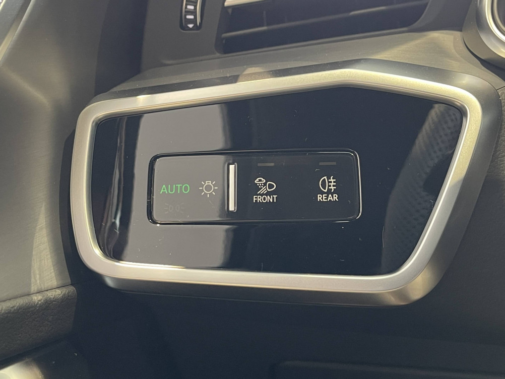 Acheter Audi A6 A6 Avant 55 TFSIe 367 ch S tronic 7 Quattro Competition 5p neuf dans les concessions du Groupe Faurie