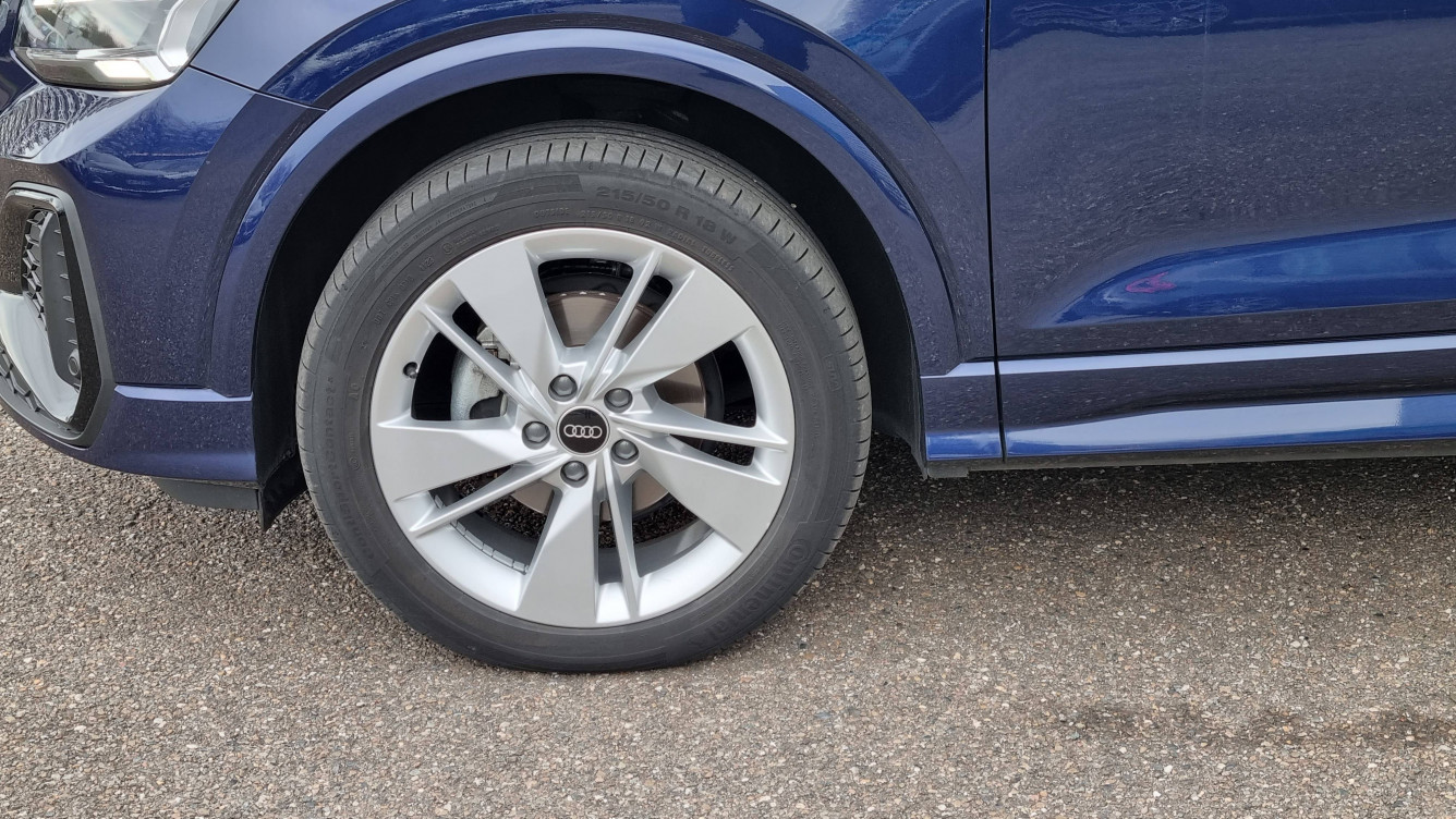 Acheter Audi Q2 Q2 30 TDI 116 S tronic 7 S line 5p occasion dans les concessions du Groupe Faurie