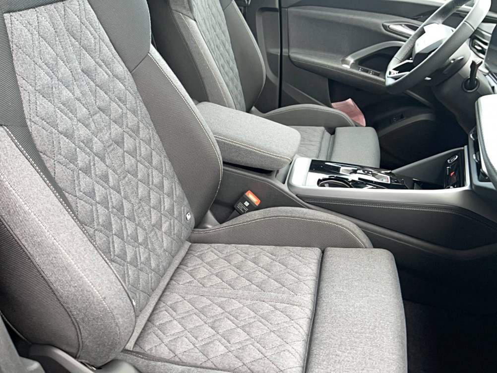 Acheter Audi Q5 Q5 e-hybrid 299 ch S tronic 7 Quattro S line 5p neuf dans les concessions du Groupe Faurie