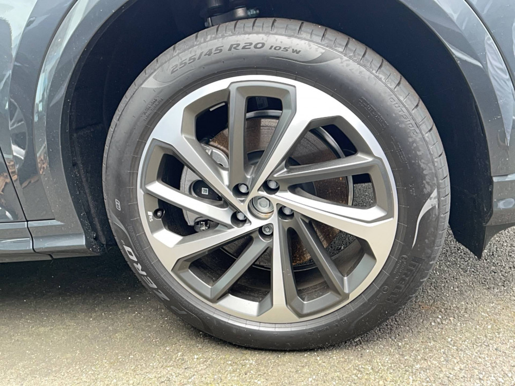 Acheter Audi Q5 Q5 e-hybrid 299 ch S tronic 7 Quattro S line 5p neuf dans les concessions du Groupe Faurie