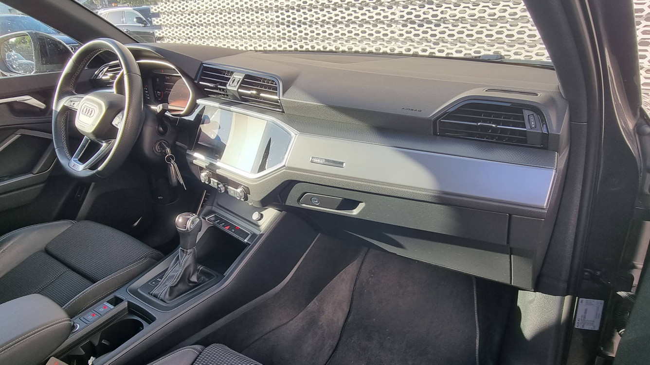 Acheter Audi Q3 Q3 35 TDI 150 ch S tronic 7 S line 5p occasion dans les concessions du Groupe Faurie