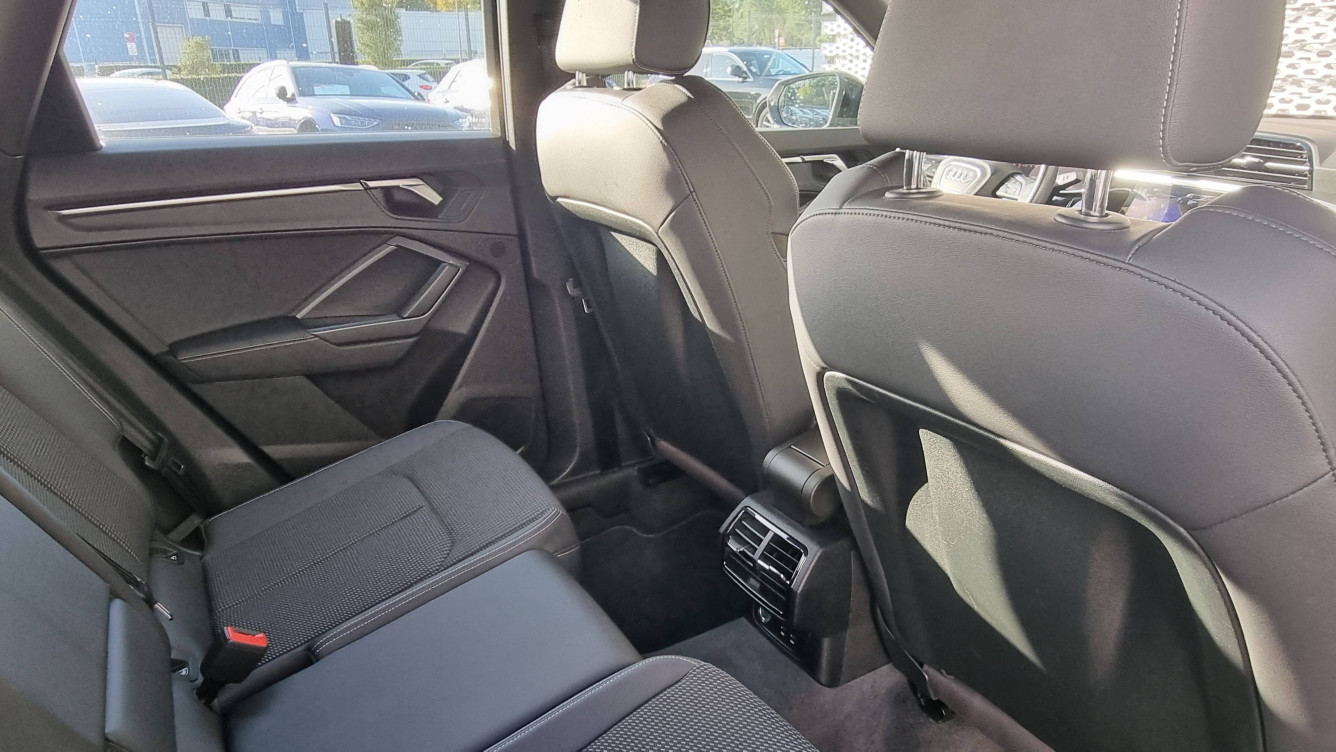 Acheter Audi Q3 Q3 35 TDI 150 ch S tronic 7 S line 5p occasion dans les concessions du Groupe Faurie