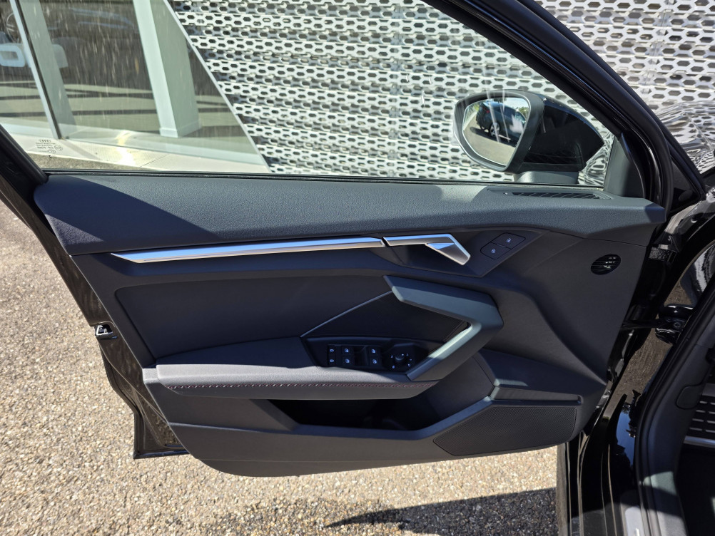 Acheter Audi A3 A3 Sportback 35 TFSI Mild Hybrid 150 S tronic 7 S Line 5p occasion dans les concessions du Groupe Faurie
