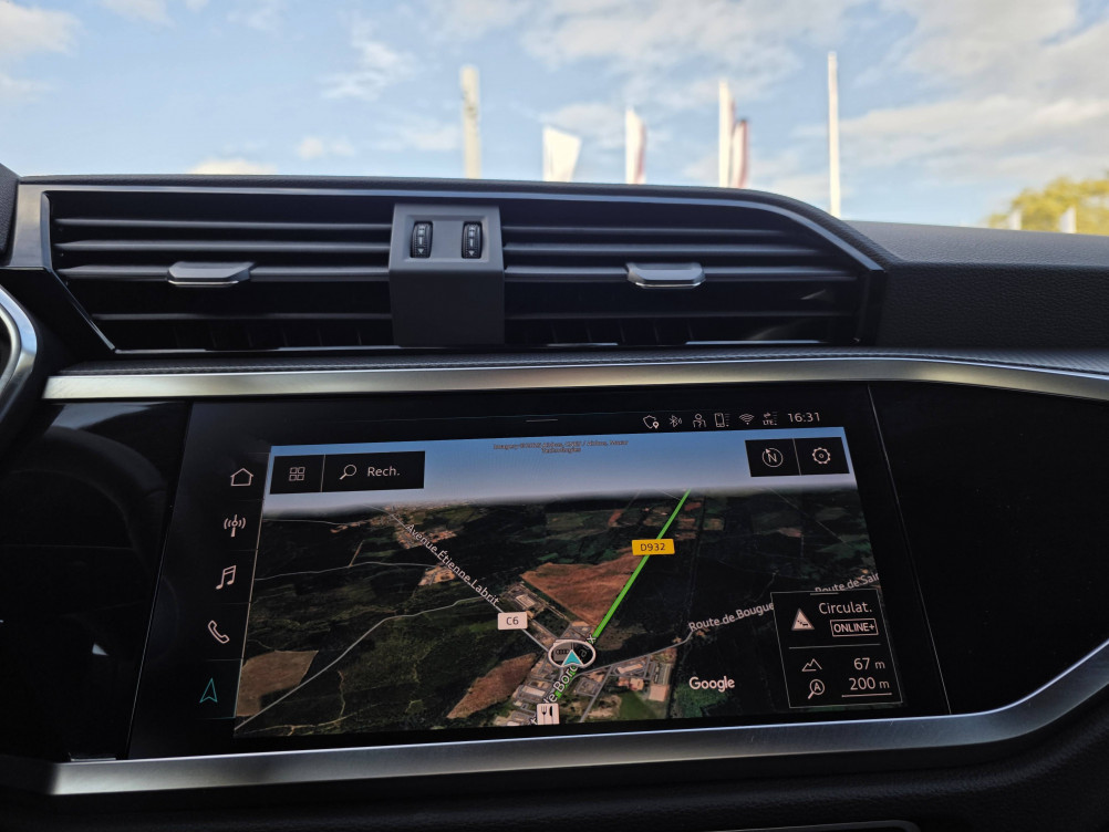 Acheter Audi Q3 Q3 35 TDI 150 ch S tronic 7 S line plus 5p occasion dans les concessions du Groupe Faurie