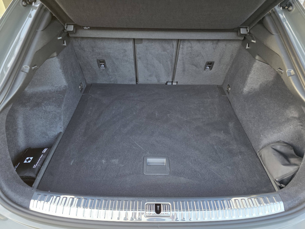 Acheter Audi Q3 Q3 Sportback 35 TDI 150 ch S tronic 7 S line plus 5p occasion dans les concessions du Groupe Faurie