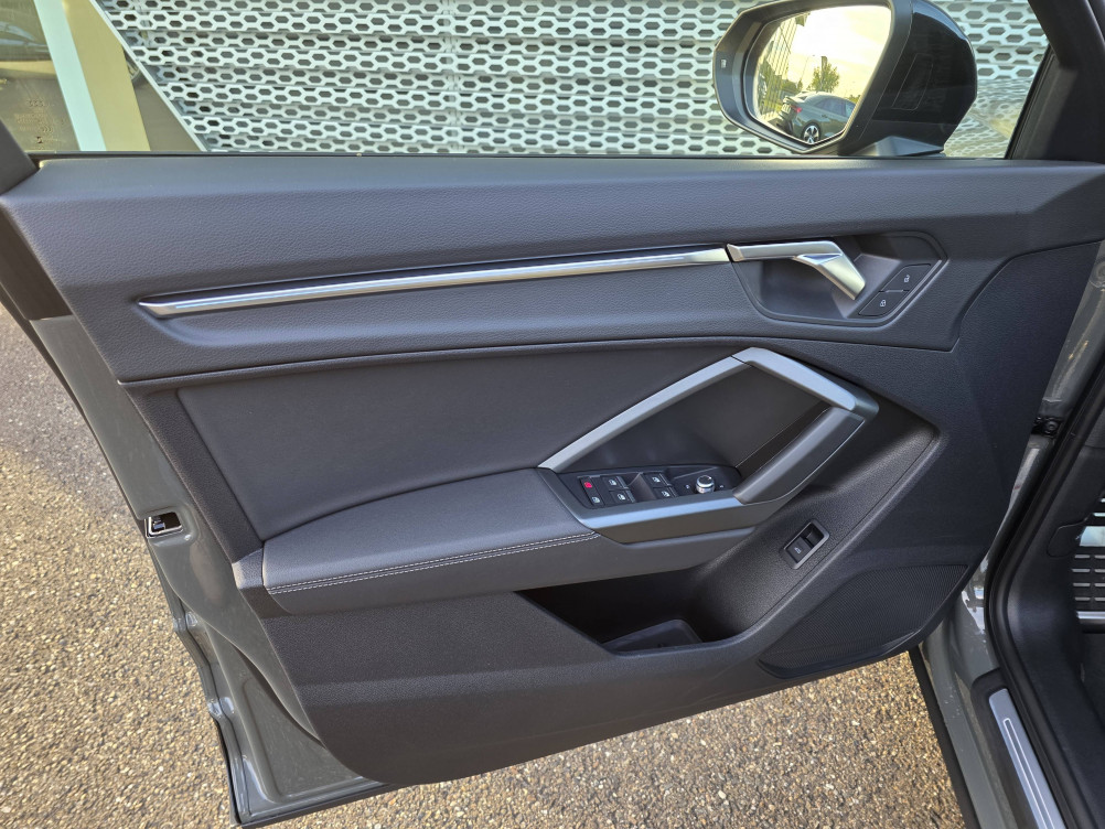 Acheter Audi Q3 Q3 Sportback 35 TDI 150 ch S tronic 7 S line plus 5p occasion dans les concessions du Groupe Faurie