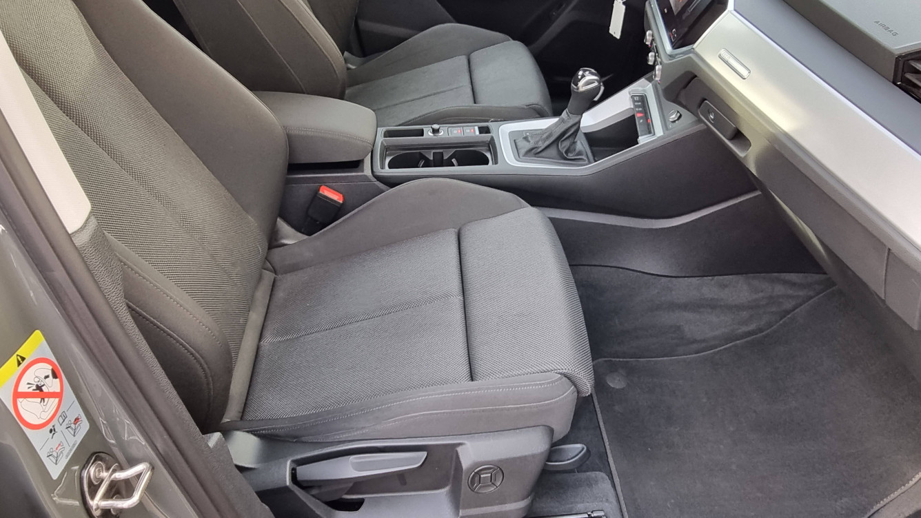 Acheter Audi Q3 Q3 35 TFSI 150 ch S tronic 7 Advanced 5p occasion dans les concessions du Groupe Faurie