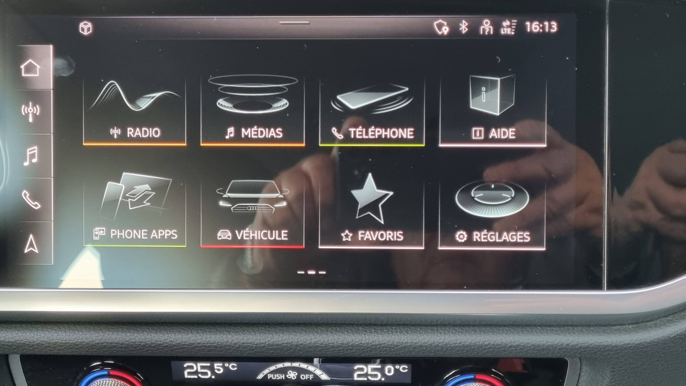 Acheter Audi Q3 Q3 35 TFSI 150 ch S tronic 7 Advanced 5p occasion dans les concessions du Groupe Faurie