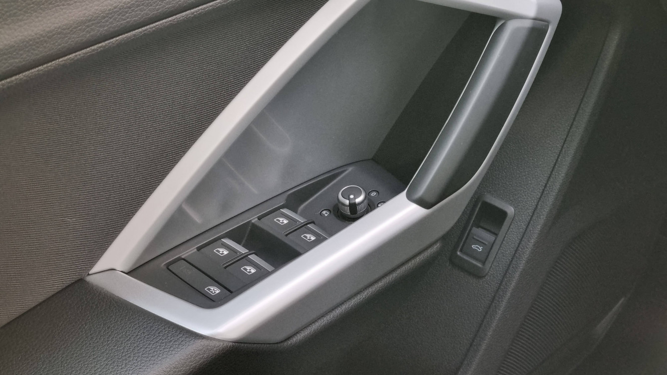 Acheter Audi Q3 Q3 35 TFSI 150 ch S tronic 7 Advanced 5p occasion dans les concessions du Groupe Faurie