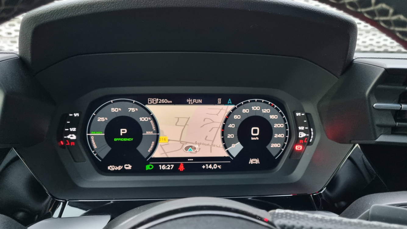 Acheter Audi A3 A3 Sportback 40 TFSIe 204 S tronic 6 S Line 5p occasion dans les concessions du Groupe Faurie