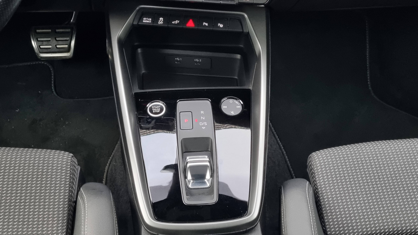 Acheter Audi A3 A3 Sportback 40 TFSIe 204 S tronic 6 S Line 5p occasion dans les concessions du Groupe Faurie