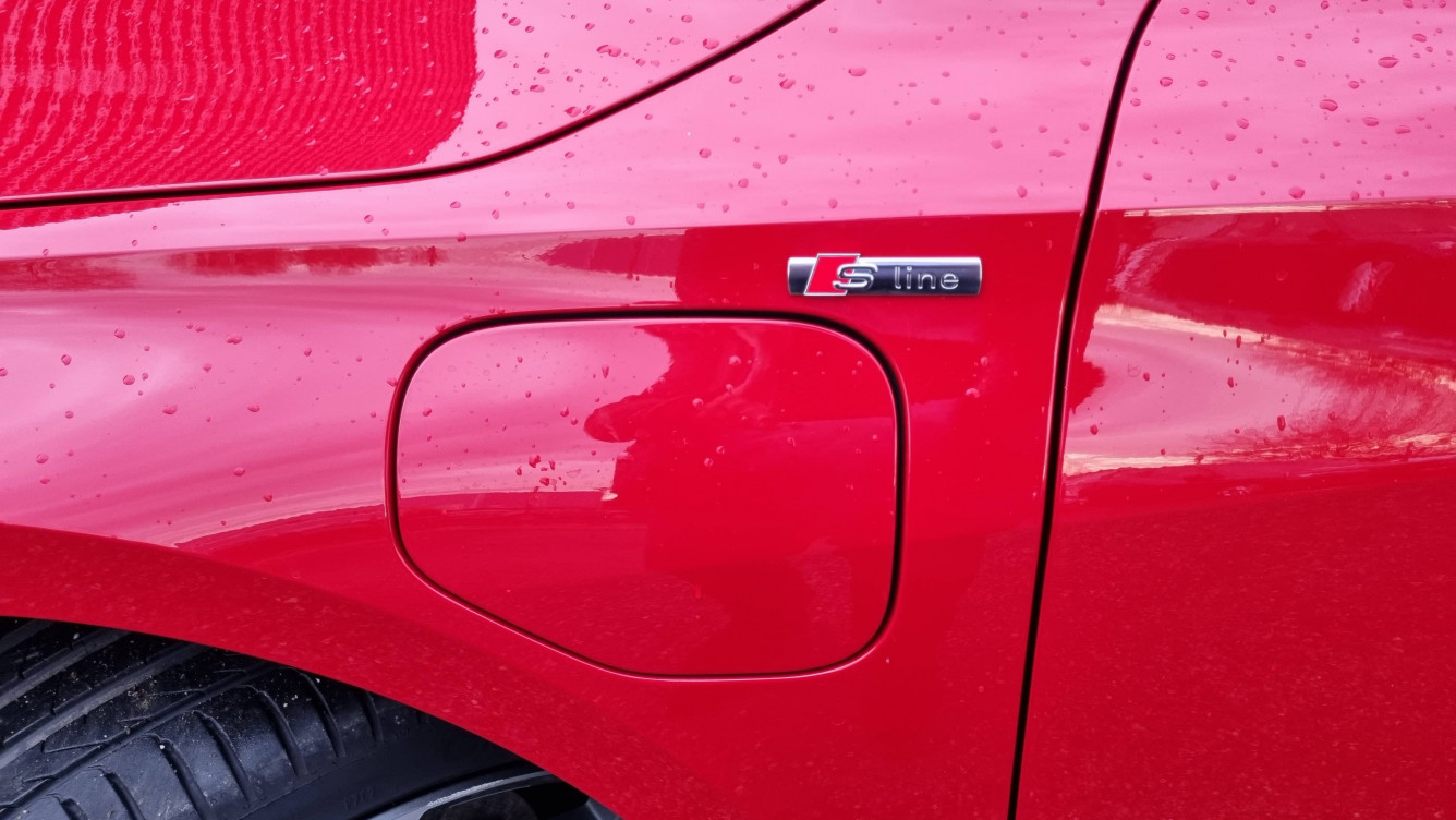 Acheter Audi A3 A3 Sportback 40 TFSIe 204 S tronic 6 S Line 5p occasion dans les concessions du Groupe Faurie