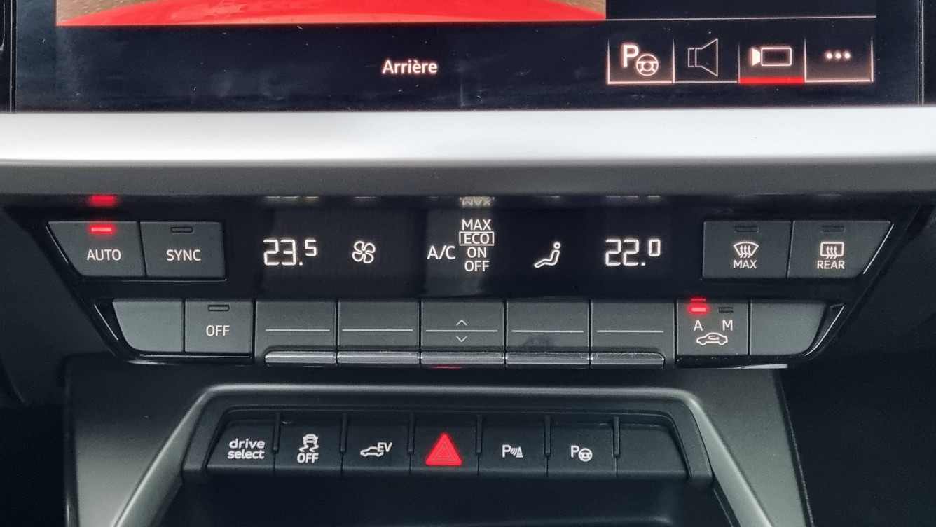 Acheter Audi A3 A3 Sportback 40 TFSIe 204 S tronic 6 S Line 5p occasion dans les concessions du Groupe Faurie