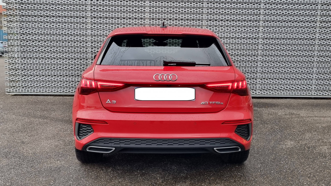 Acheter Audi A3 A3 Sportback 40 TFSIe 204 S tronic 6 S Line 5p occasion dans les concessions du Groupe Faurie