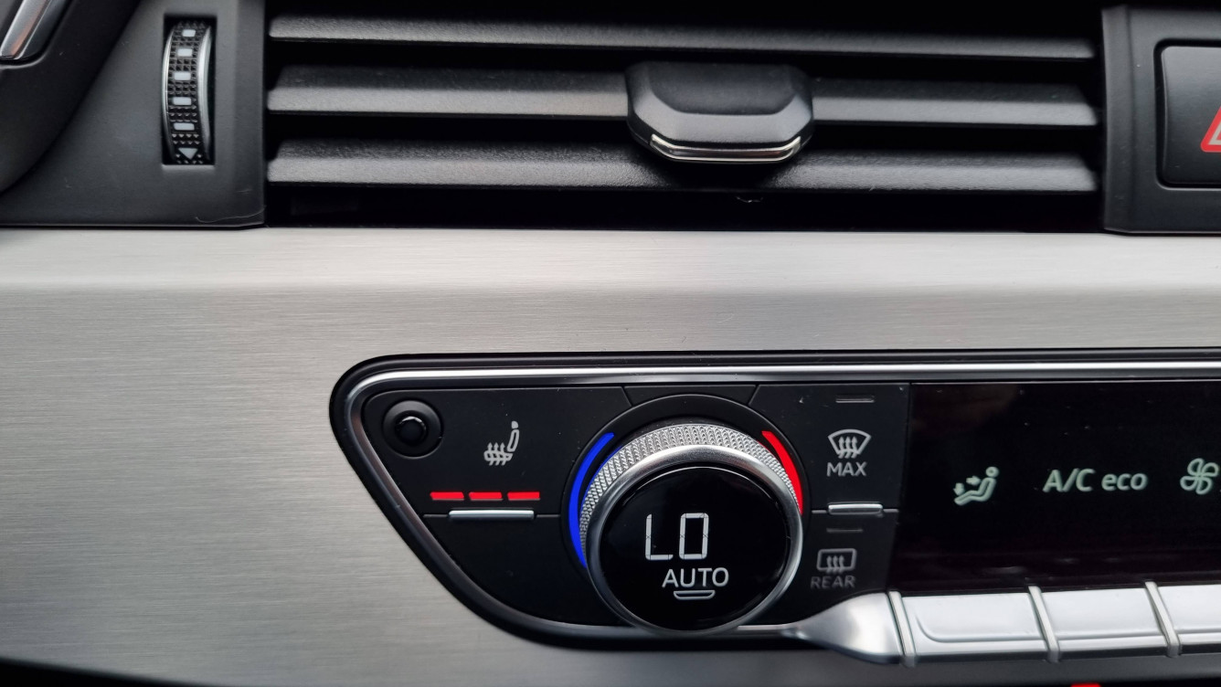 Acheter Audi A4 A4 Avant 40 TFSI 190 S tronic 7 S line 5p occasion dans les concessions du Groupe Faurie