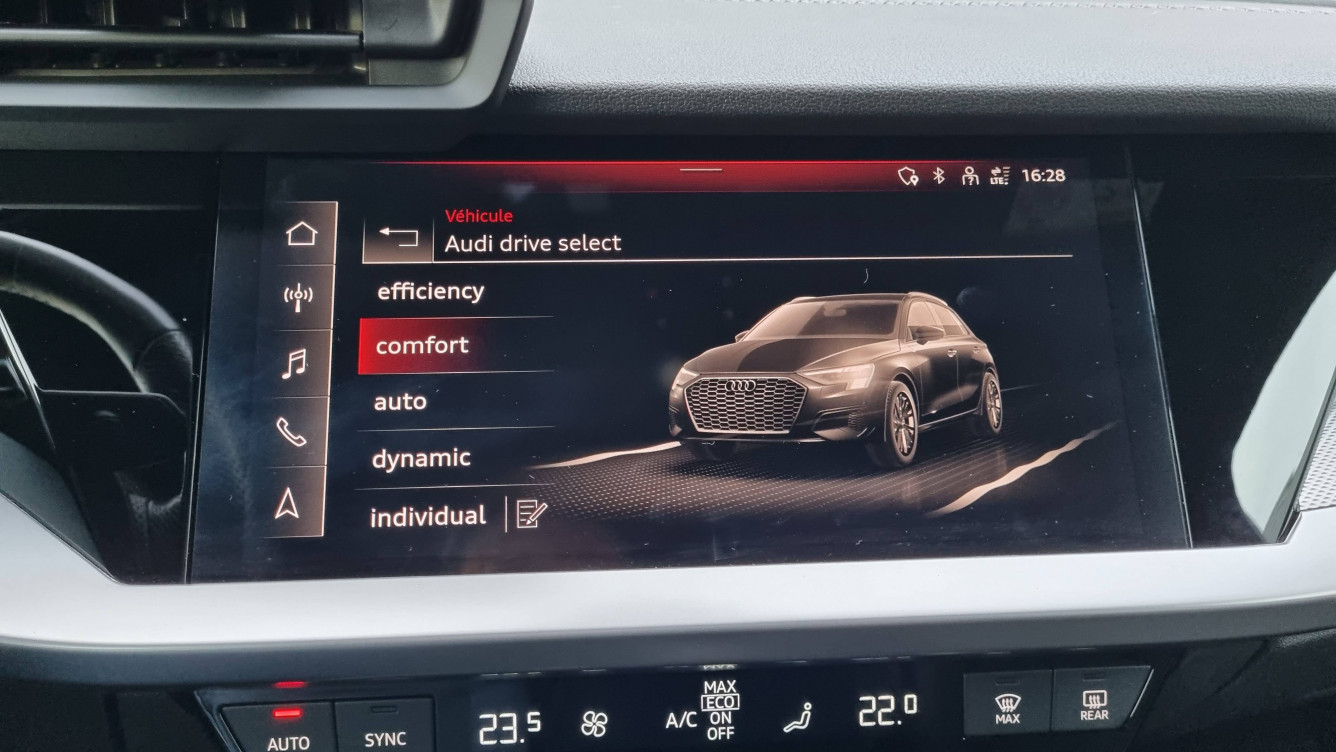 Acheter Audi A3 A3 Sportback 40 TFSIe 204 S tronic 6 S Line 5p occasion dans les concessions du Groupe Faurie