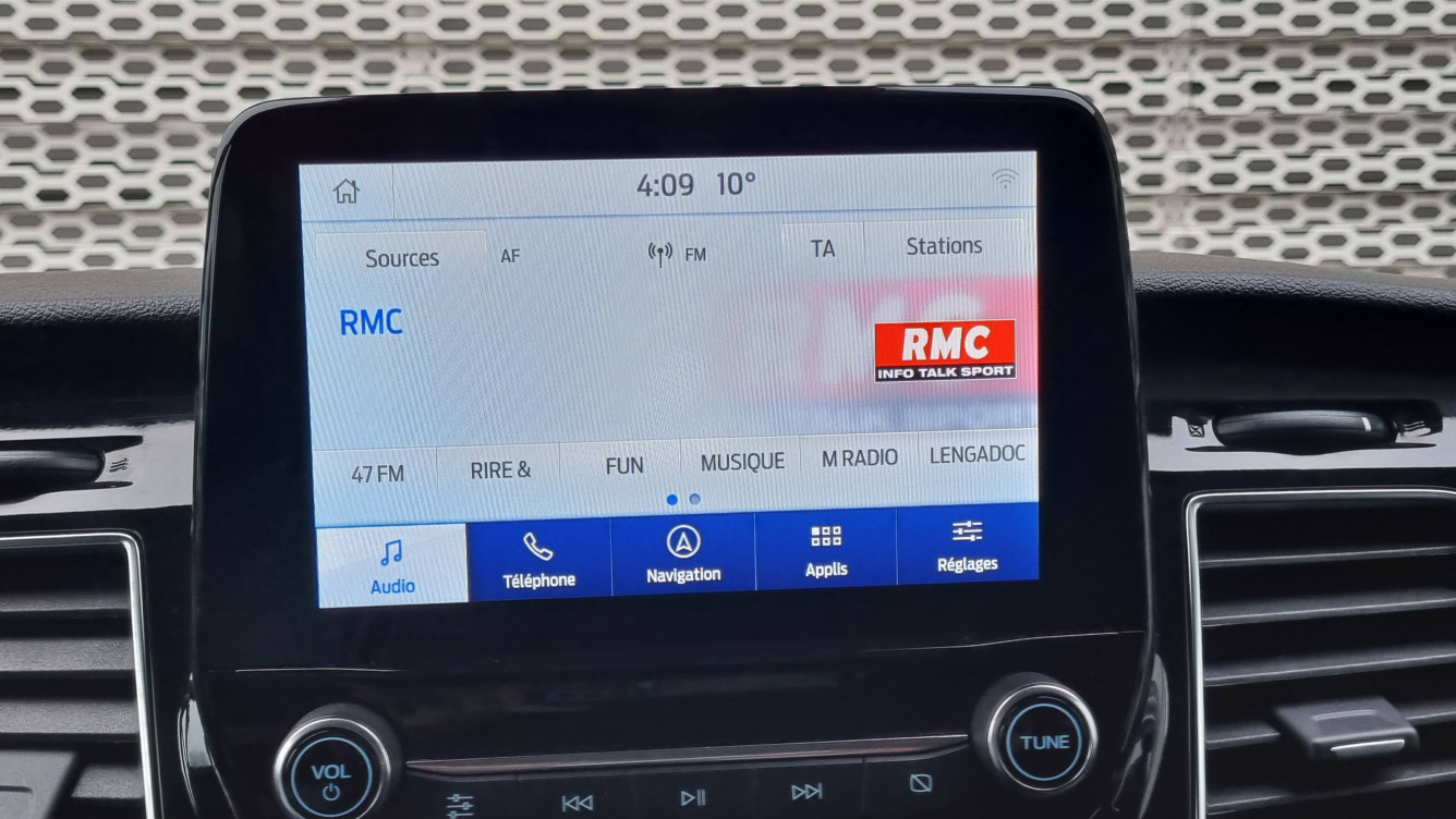 Acheter Ford Transit Custom TRANSIT CUSTOM FOURGON 320 L1H1 2.0 ECOBLUE 170 BVA SPORT 4p occasion dans les concessions du Groupe Faurie