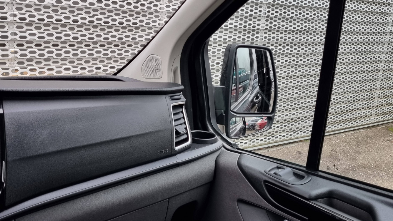 Acheter Ford Transit Custom TRANSIT CUSTOM FOURGON 320 L1H1 2.0 ECOBLUE 170 BVA SPORT 4p occasion dans les concessions du Groupe Faurie