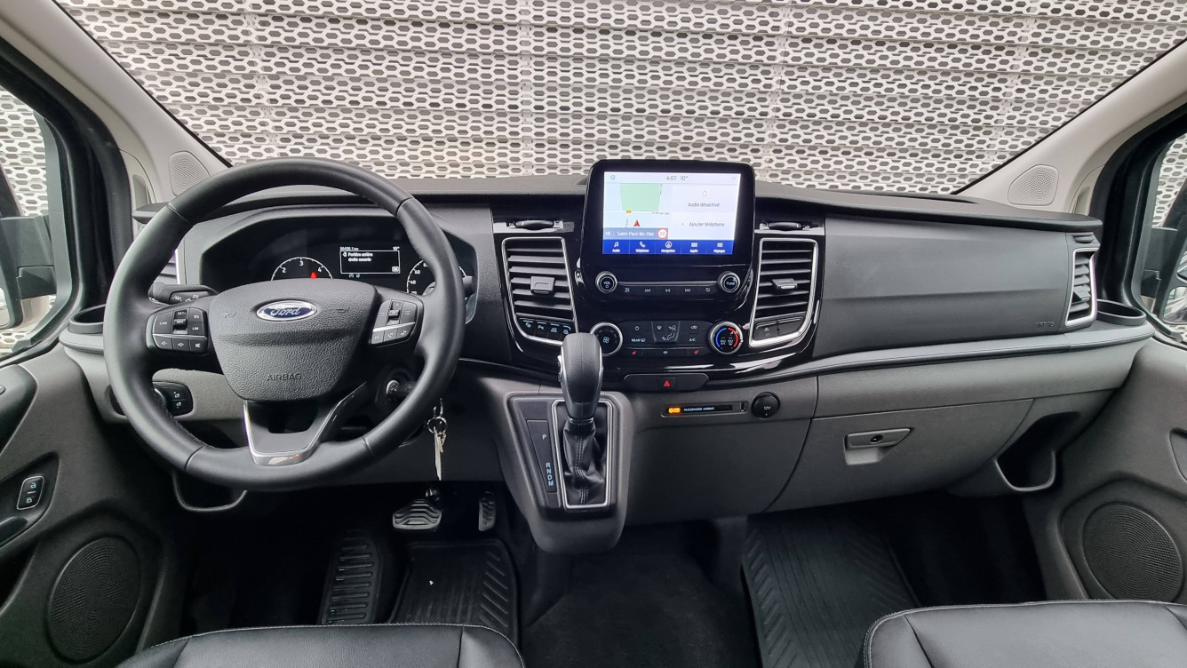 Acheter Ford Transit Custom TRANSIT CUSTOM FOURGON 320 L1H1 2.0 ECOBLUE 170 BVA SPORT 4p occasion dans les concessions du Groupe Faurie