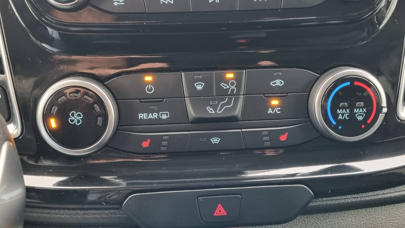 Acheter Ford Transit Custom TRANSIT CUSTOM FOURGON 320 L1H1 2.0 ECOBLUE 170 BVA SPORT 4p occasion dans les concessions du Groupe Faurie