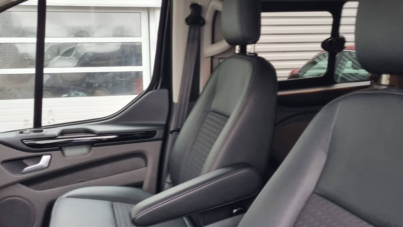Acheter Ford Transit Custom TRANSIT CUSTOM FOURGON 320 L1H1 2.0 ECOBLUE 170 BVA SPORT 4p occasion dans les concessions du Groupe Faurie