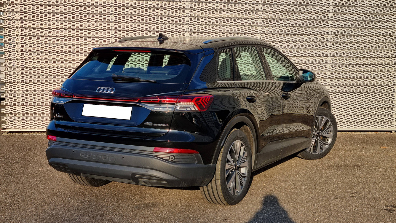 Acheter Audi Q4 Q4 e-tron 40 204 ch 82 kWh Business Executive 5p occasion dans les concessions du Groupe Faurie