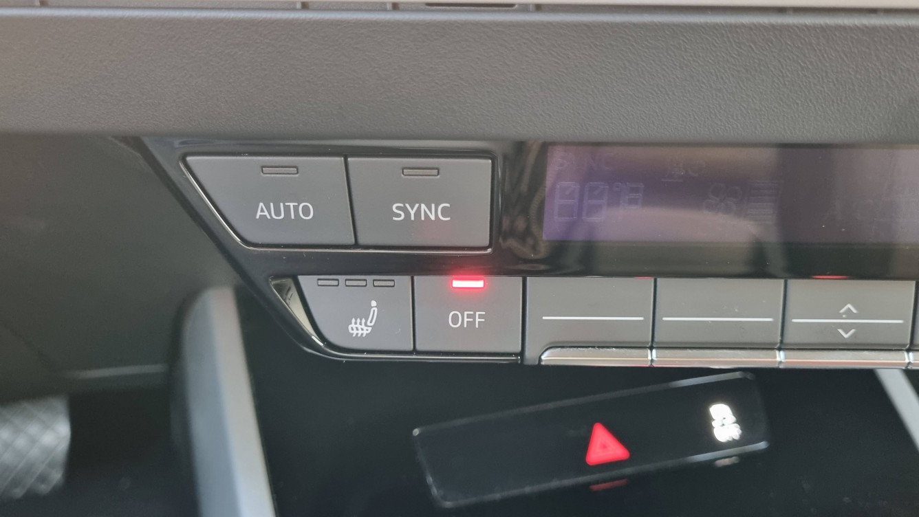 Acheter Audi Q4 Q4 e-tron 40 204 ch 82 kWh Business Executive 5p occasion dans les concessions du Groupe Faurie