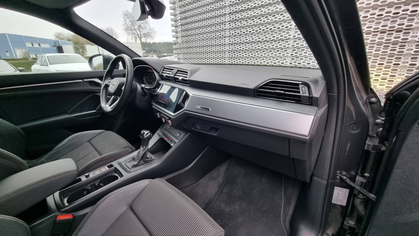 Acheter Audi Q3 Q3 35 TDI 150 ch S tronic 7 S line 5p occasion dans les concessions du Groupe Faurie