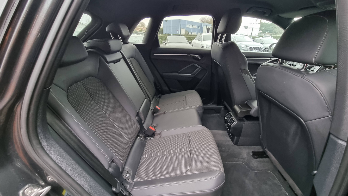 Acheter Audi Q3 Q3 35 TDI 150 ch S tronic 7 S line 5p occasion dans les concessions du Groupe Faurie