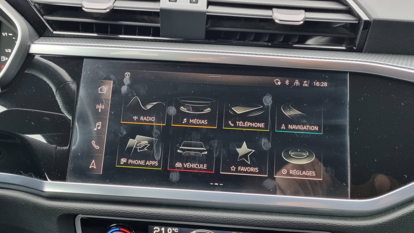 Acheter Audi Q3 Q3 35 TDI 150 ch S tronic 7 S line 5p occasion dans les concessions du Groupe Faurie