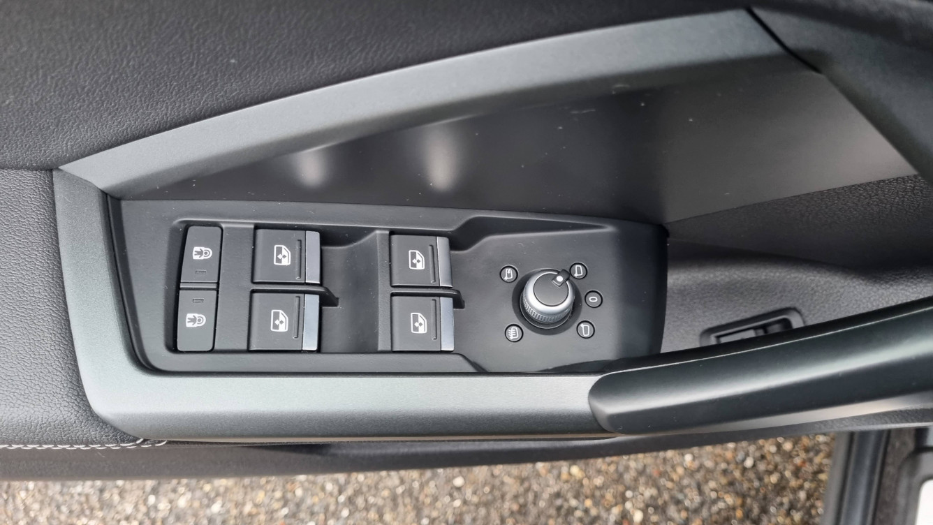 Acheter Audi Q3 Q3 35 TDI 150 ch S tronic 7 S line 5p occasion dans les concessions du Groupe Faurie