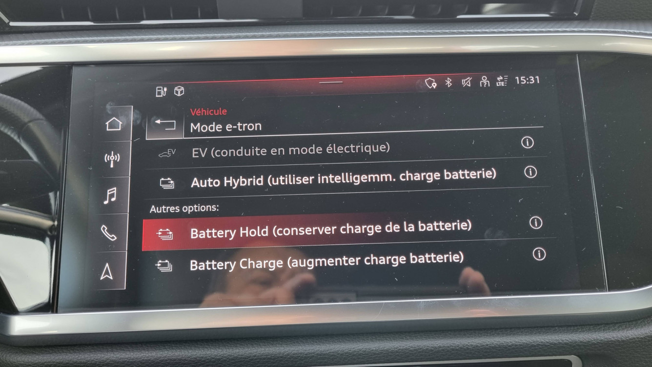 Acheter Audi Q3 Q3 45 TFSIe 245 ch S tronic 6 S line 5p occasion dans les concessions du Groupe Faurie