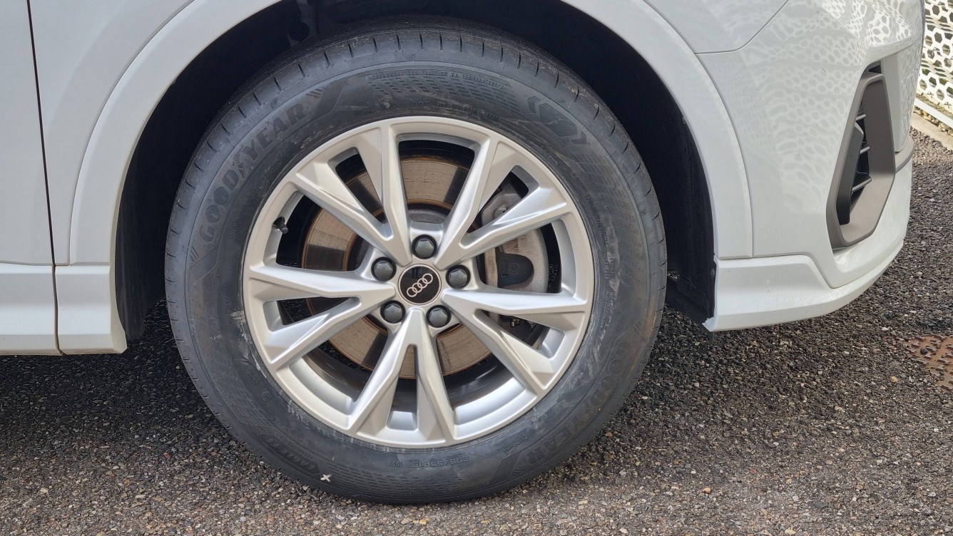 Acheter Audi Q3 Q3 45 TFSIe 245 ch S tronic 6 S line 5p occasion dans les concessions du Groupe Faurie