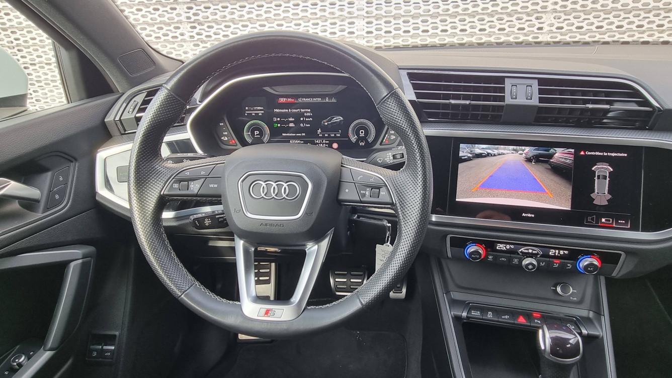 Acheter Audi Q3 Q3 45 TFSIe 245 ch S tronic 6 S line 5p occasion dans les concessions du Groupe Faurie