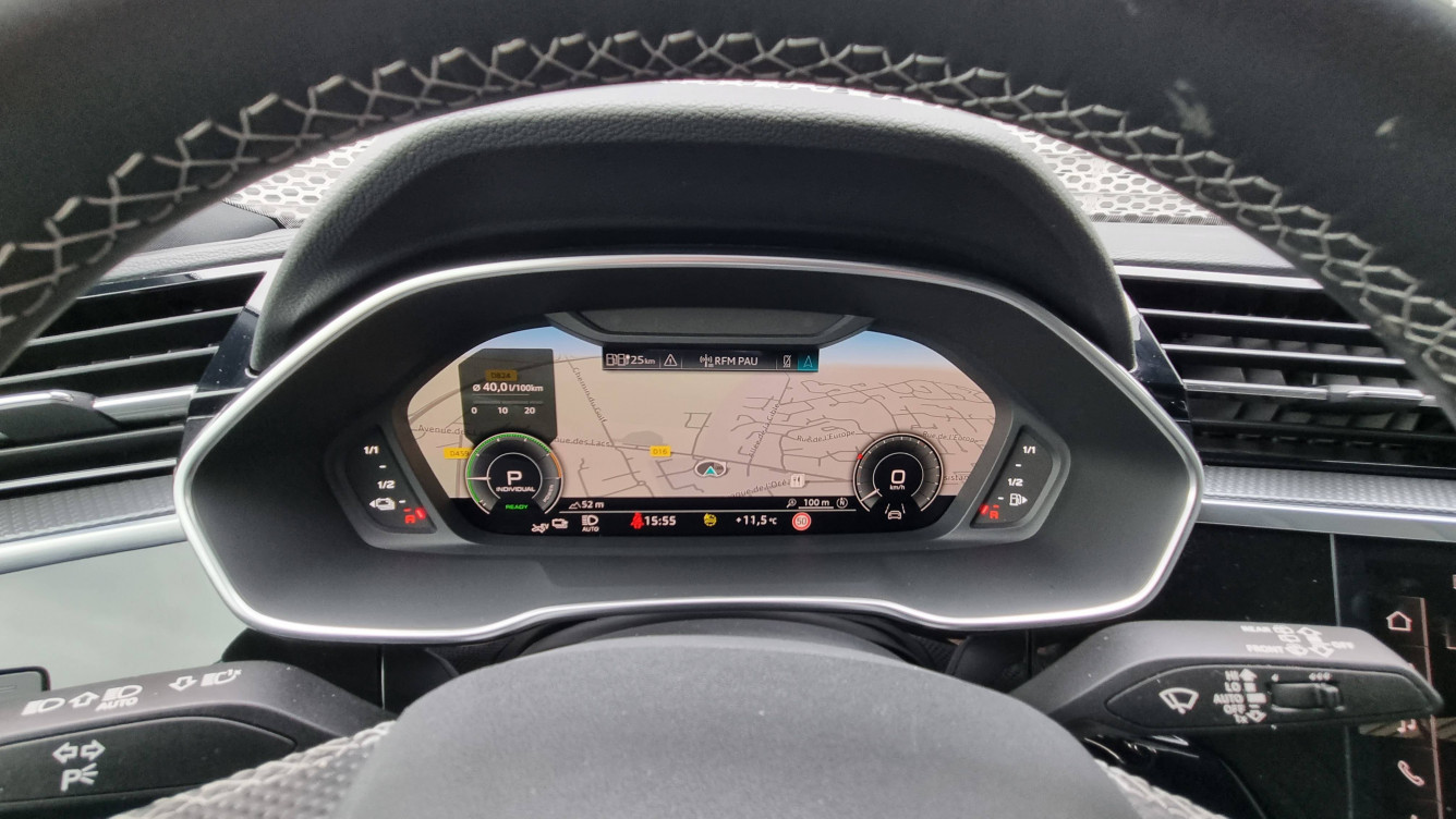 Acheter Audi Q3 Q3 Sportback 45 TFSIe  245 ch S tronic 6 S line 5p occasion dans les concessions du Groupe Faurie