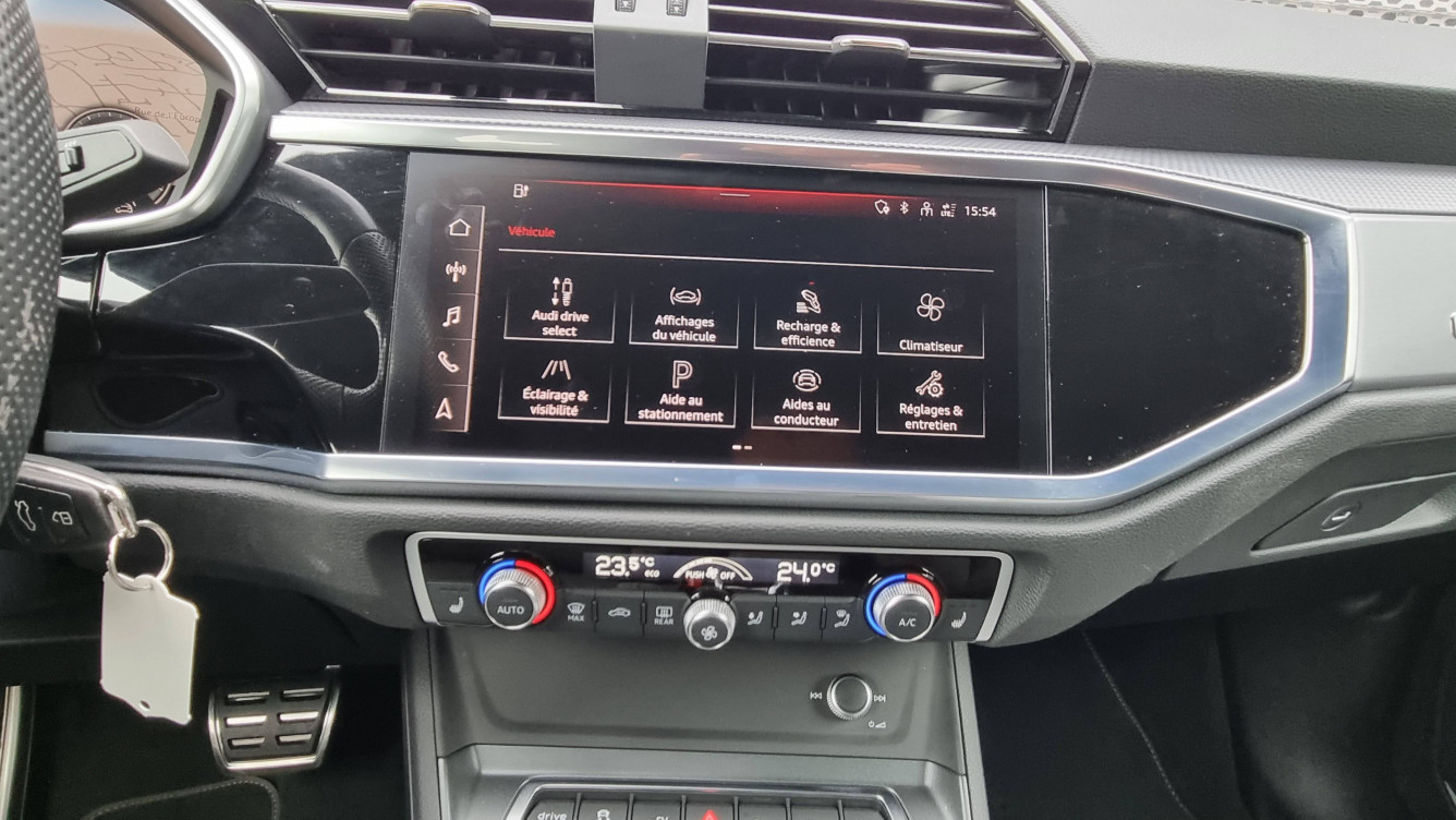 Acheter Audi Q3 Q3 Sportback 45 TFSIe  245 ch S tronic 6 S line 5p occasion dans les concessions du Groupe Faurie