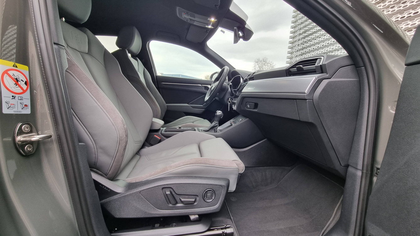 Acheter Audi Q3 Q3 Sportback 45 TFSIe  245 ch S tronic 6 S line 5p occasion dans les concessions du Groupe Faurie