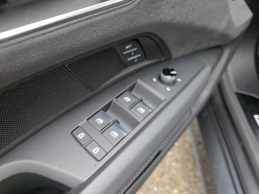 Acheter Audi E-Tron GT e-tron GT 476 ch quattro e-tron 4p occasion dans les concessions du Groupe Faurie