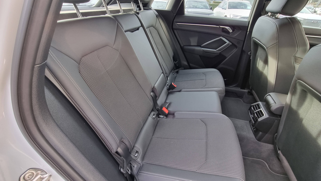 Acheter Audi Q3 Q3 45 TFSIe 245 ch S tronic 6 S line 5p occasion dans les concessions du Groupe Faurie
