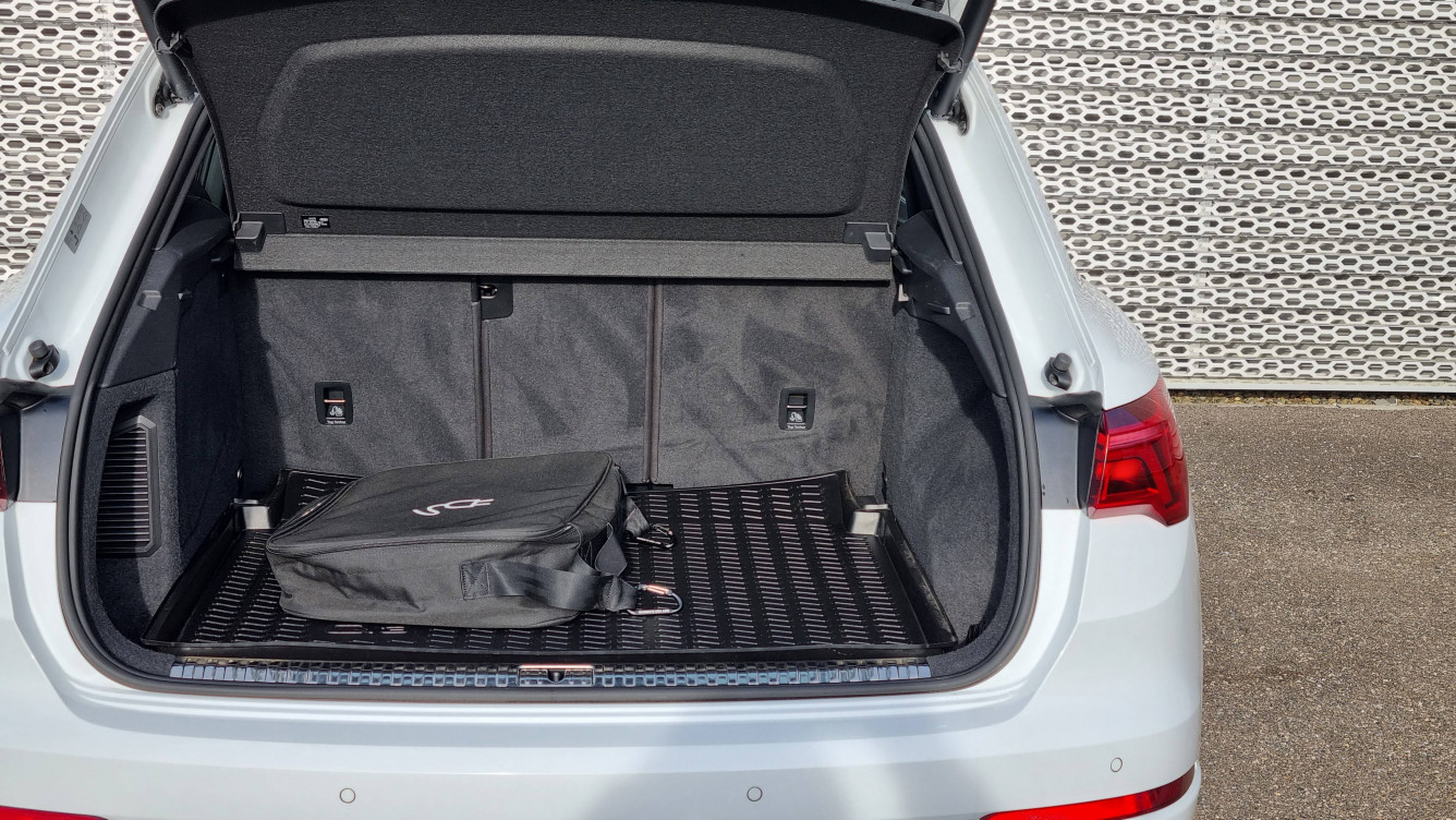 Acheter Audi Q3 Q3 45 TFSIe 245 ch S tronic 6 S line 5p occasion dans les concessions du Groupe Faurie