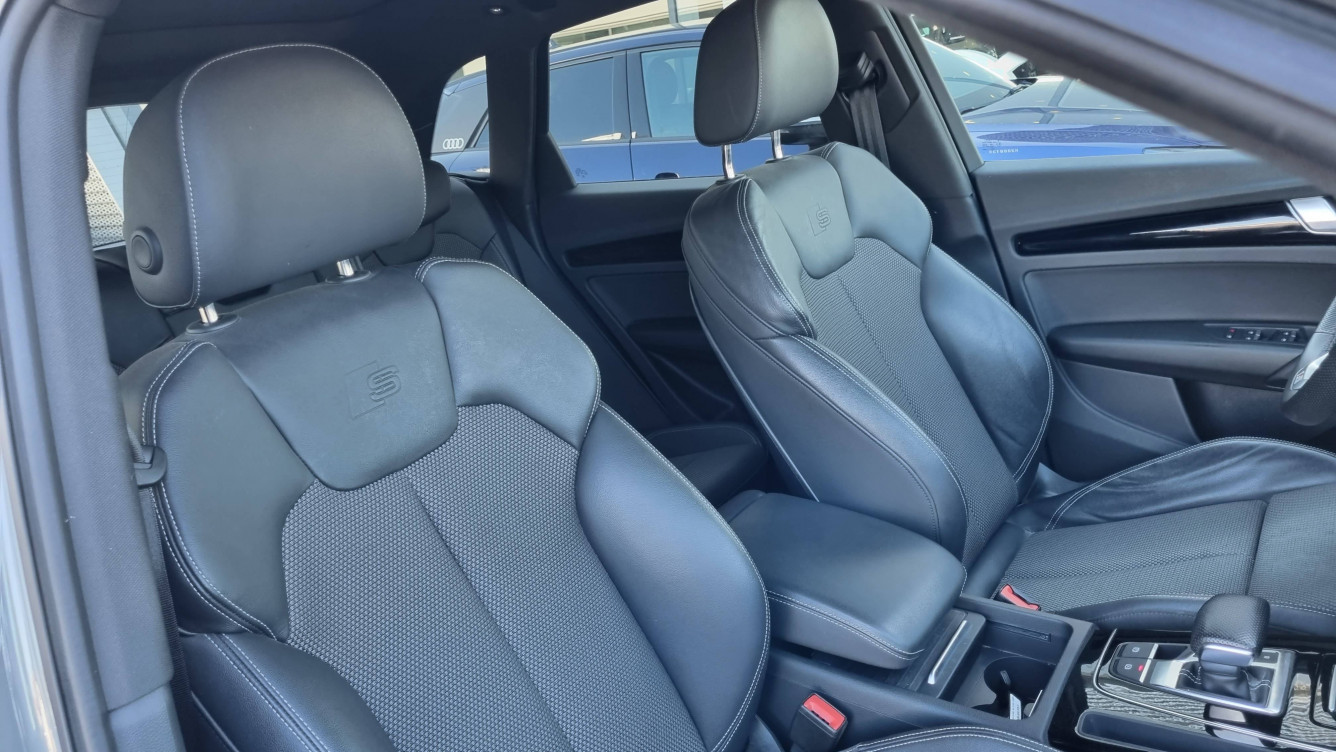 Acheter Audi Q5 Q5 55 TFSIe 367 S tronic 7 Quattro S line 5p occasion dans les concessions du Groupe Faurie