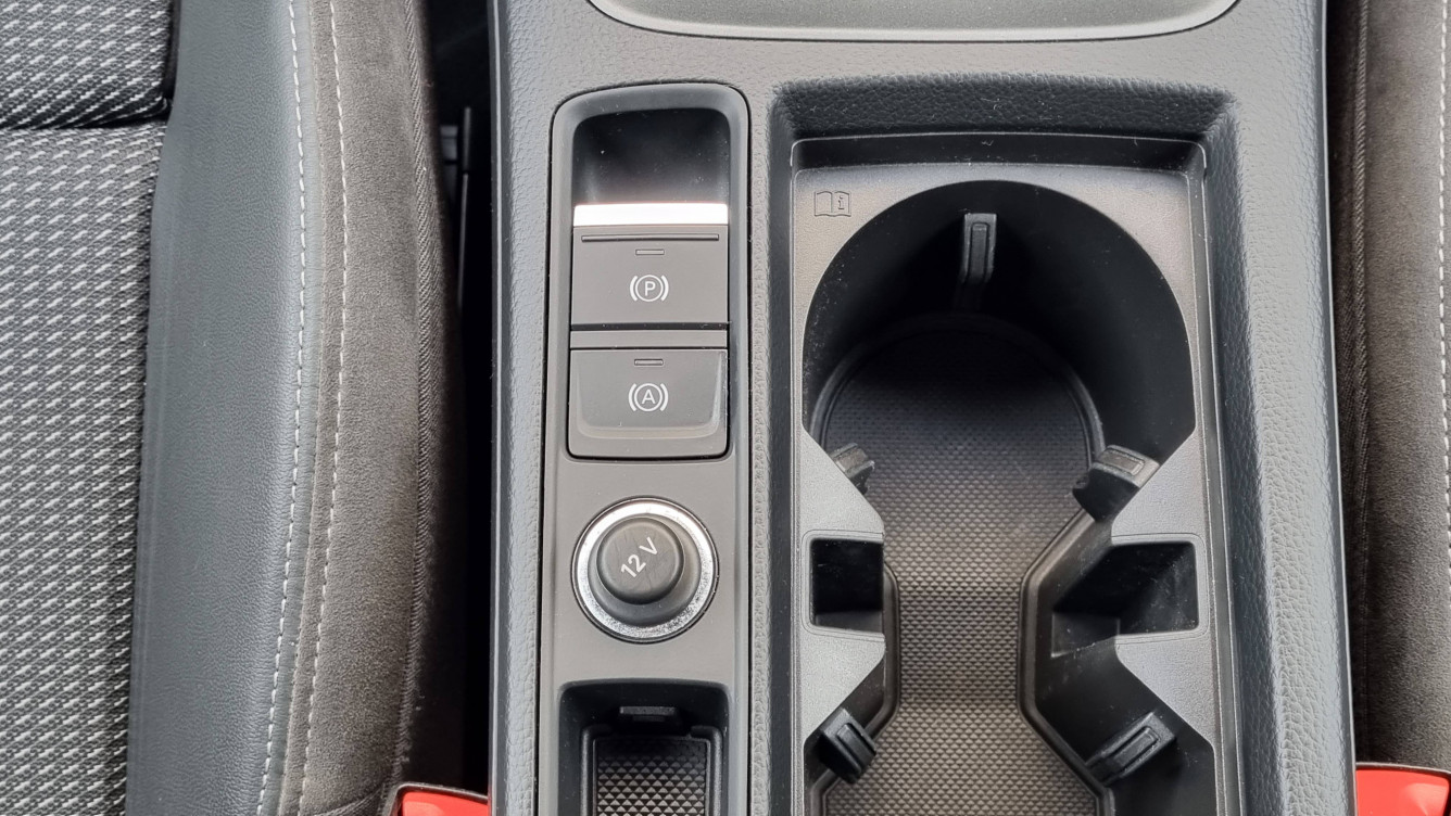 Acheter Audi Q3 Q3 45 TFSIe 245 ch S tronic 6 S line 5p occasion dans les concessions du Groupe Faurie