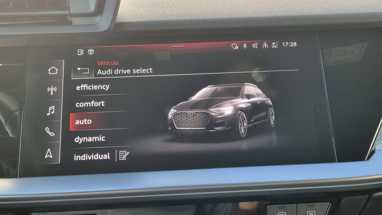 Acheter Audi A3 Sportback A3 Sportback 40 TFSIe 204 S tronic 6 S Line 5p occasion dans les concessions du Groupe Faurie