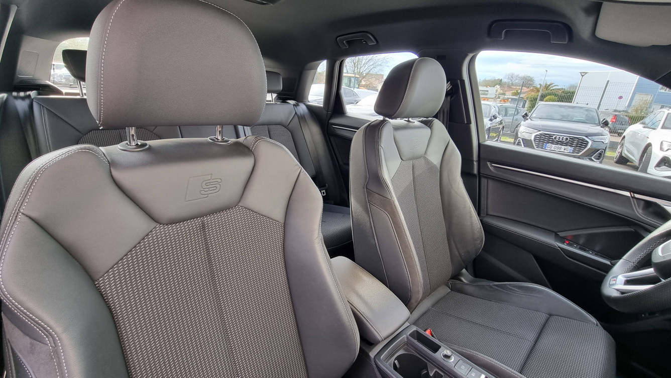 Acheter Audi Q3 Q3 45 TFSIe 245 ch S tronic 6 S line 5p occasion dans les concessions du Groupe Faurie