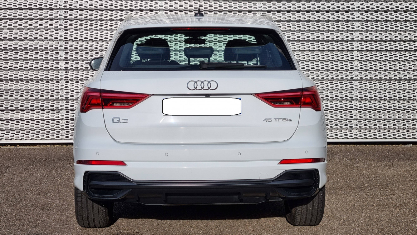 Acheter Audi Q3 Q3 45 TFSIe 245 ch S tronic 6 S line 5p occasion dans les concessions du Groupe Faurie