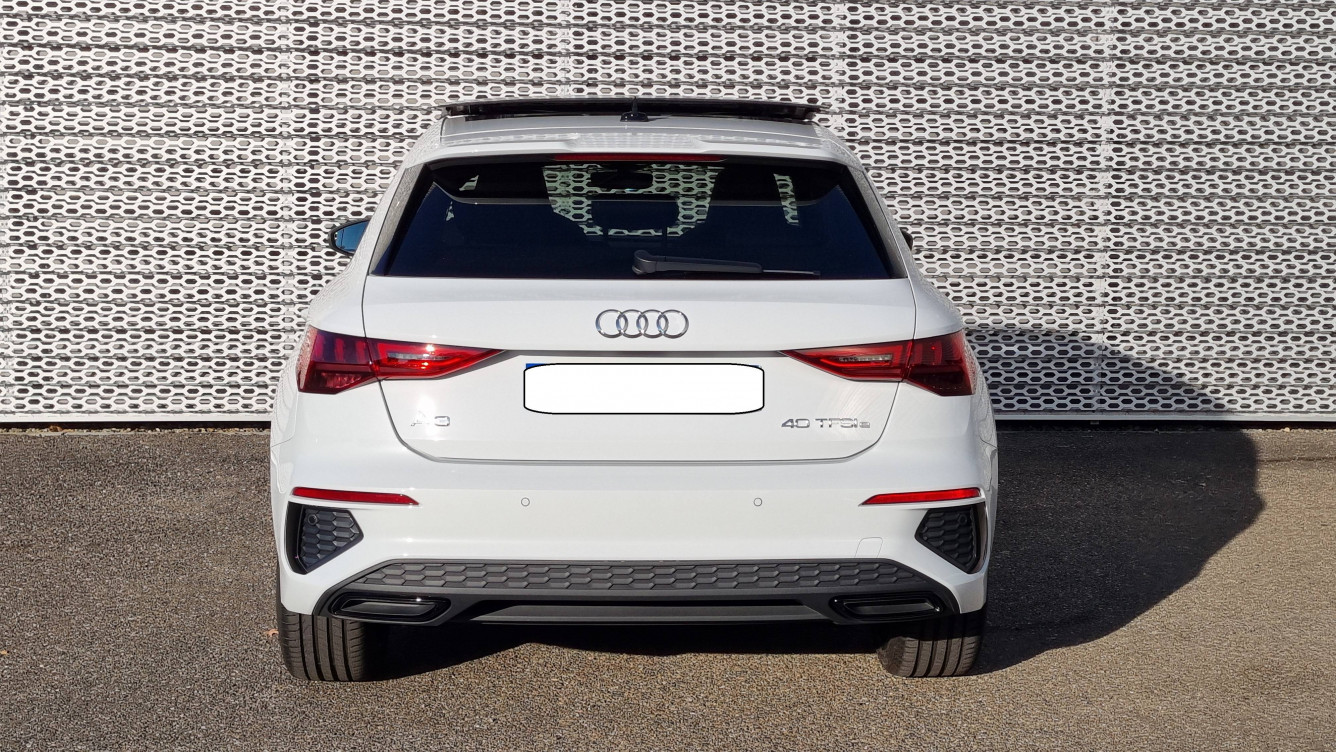Acheter Audi A3 Sportback A3 Sportback 40 TFSIe 204 S tronic 6 S Line 5p occasion dans les concessions du Groupe Faurie