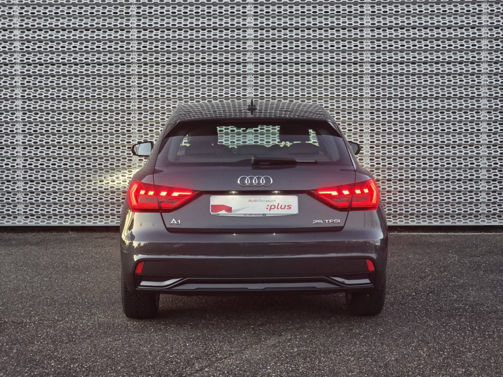 Acheter Audi A1 Sportback A1 Sportback 25 TFSI 95 ch BVM5 Advanced 2 5p occasion dans les concessions du Groupe Faurie