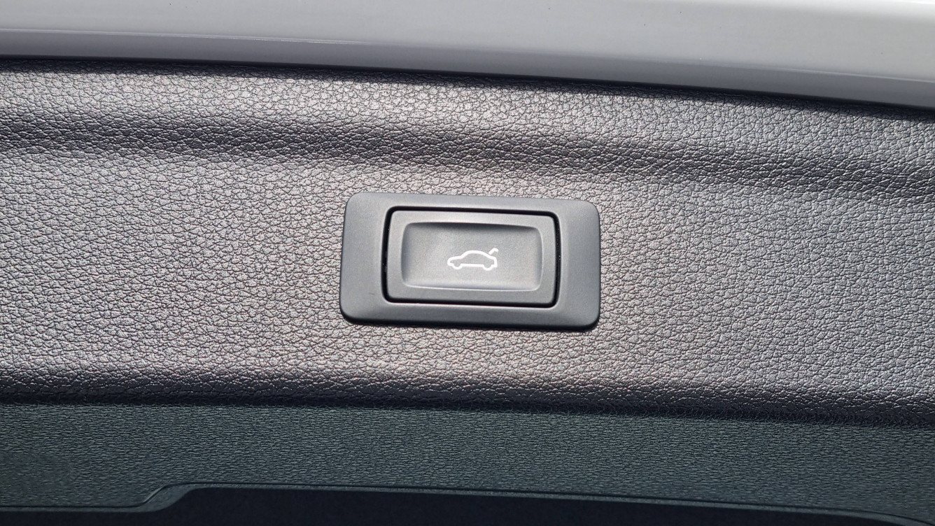 Acheter Audi Q3 Q3 45 TFSIe 245 ch S tronic 6 S line 5p occasion dans les concessions du Groupe Faurie